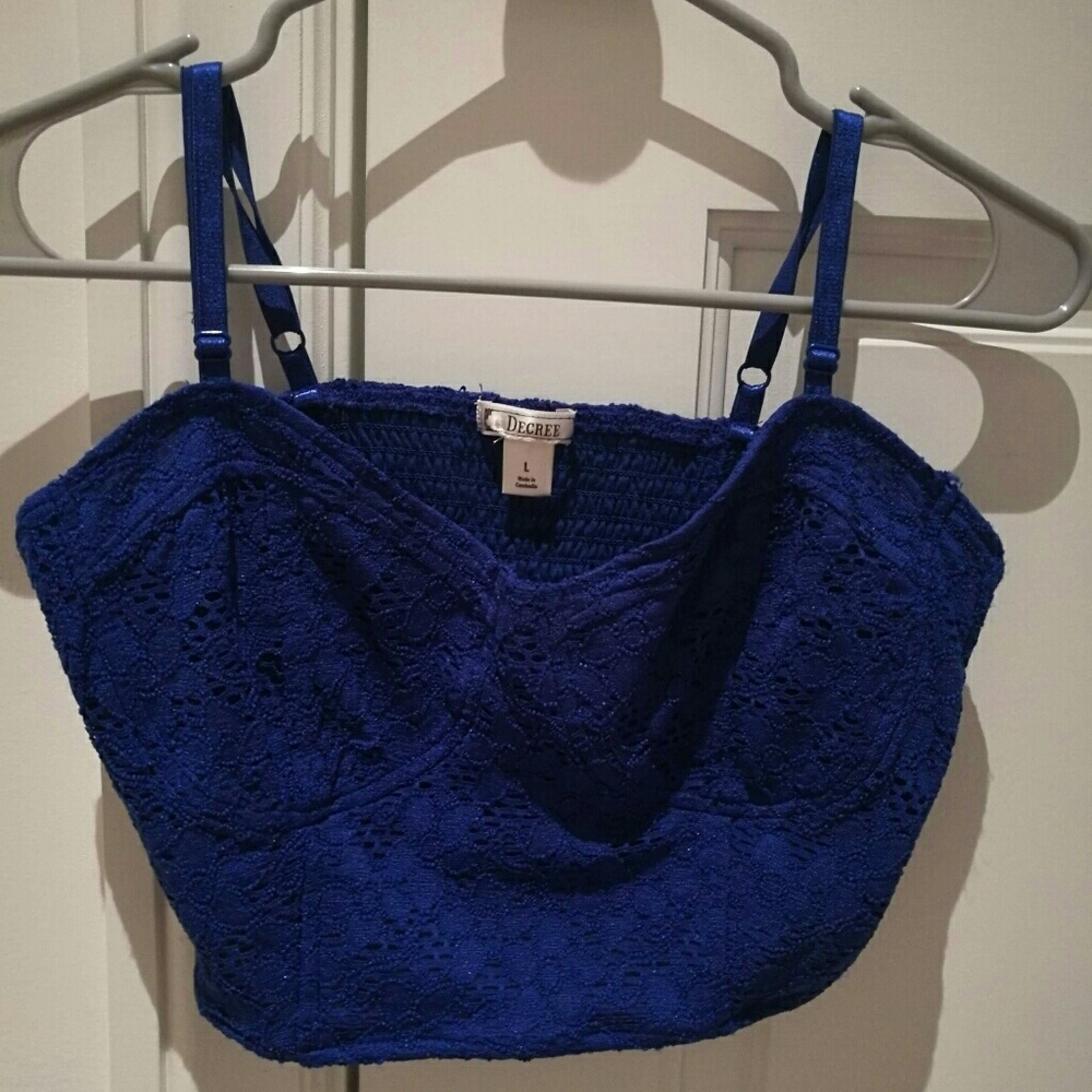 Crop top